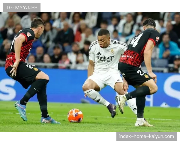 雷恩三球大胜欧塞尔延续近期联赛良好竞技状态